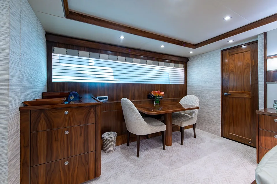 Viking Enclosed Flybridge