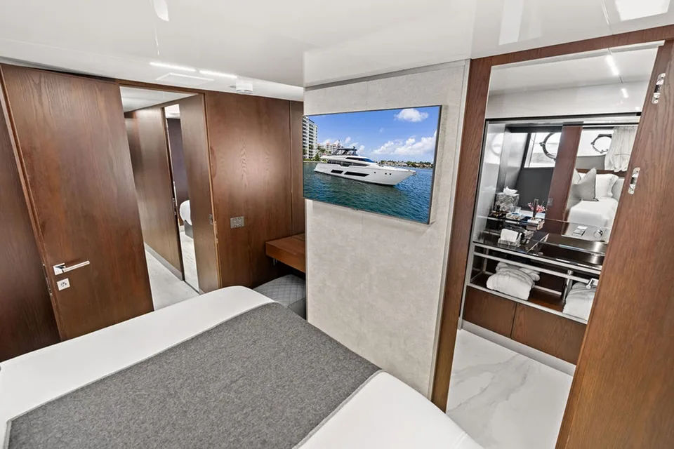 Ferretti Yachts 850 Motoryacht