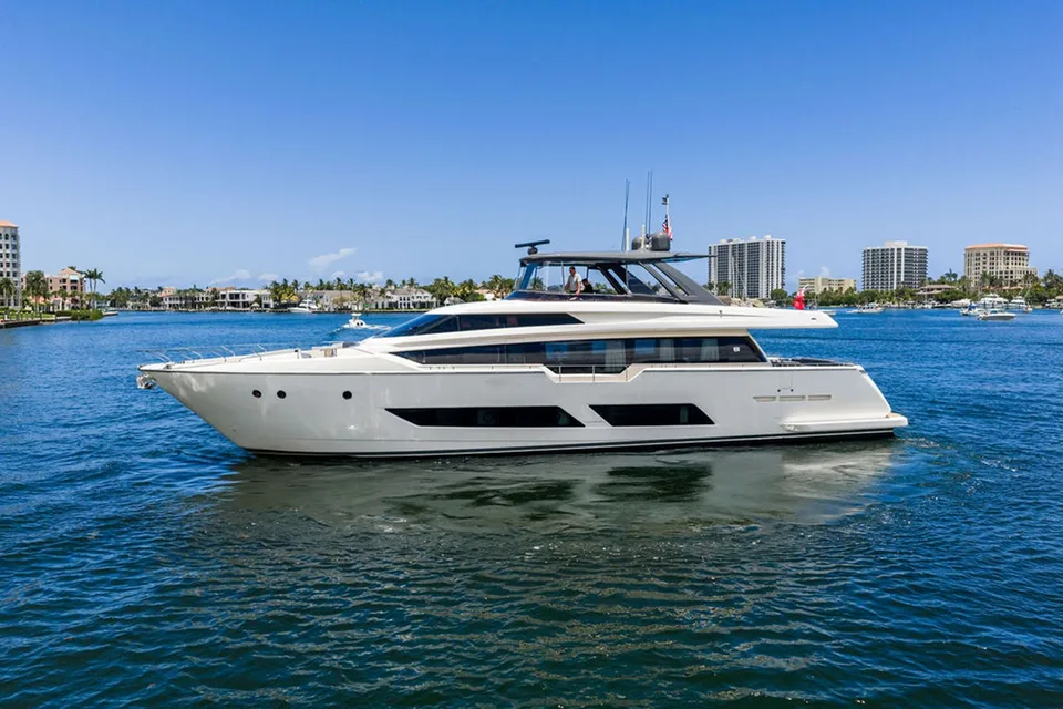 Ferretti Yachts 850 Motoryacht