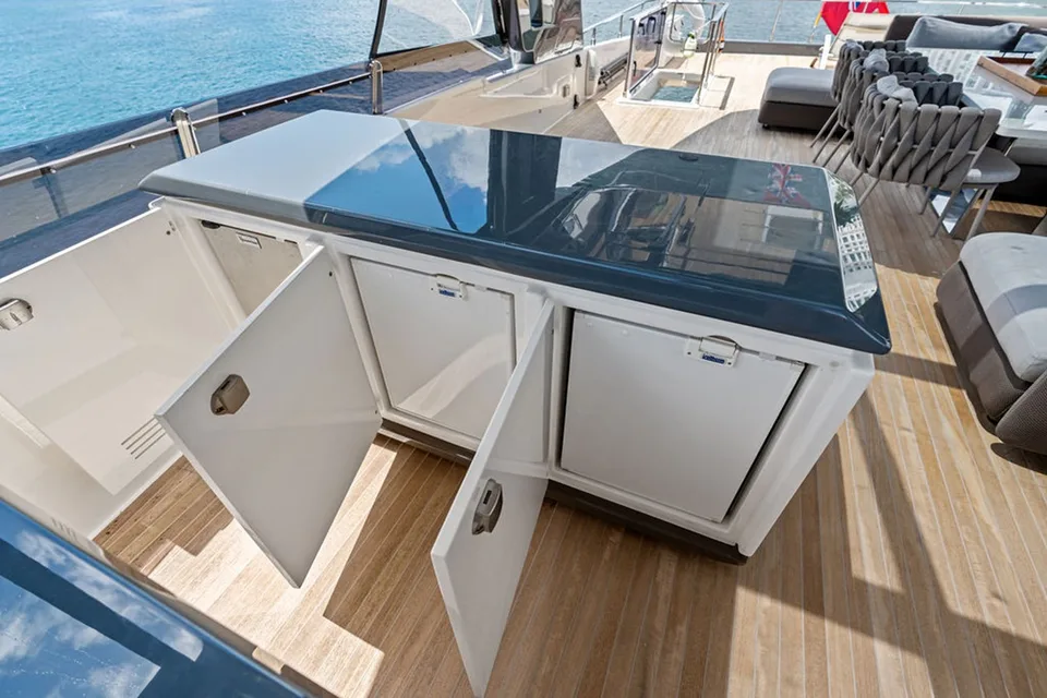 Ferretti Yachts 850 Motoryacht