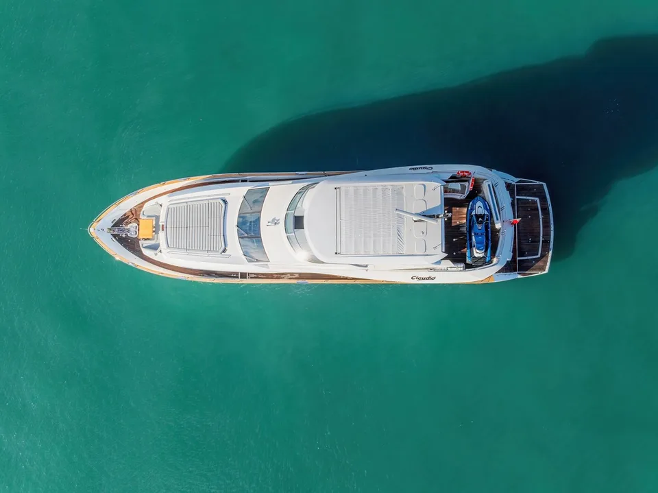 Sunseeker 95 YACHT