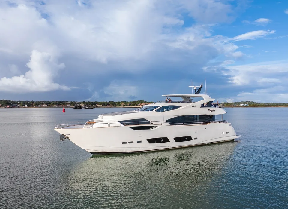 Sunseeker 95 YACHT