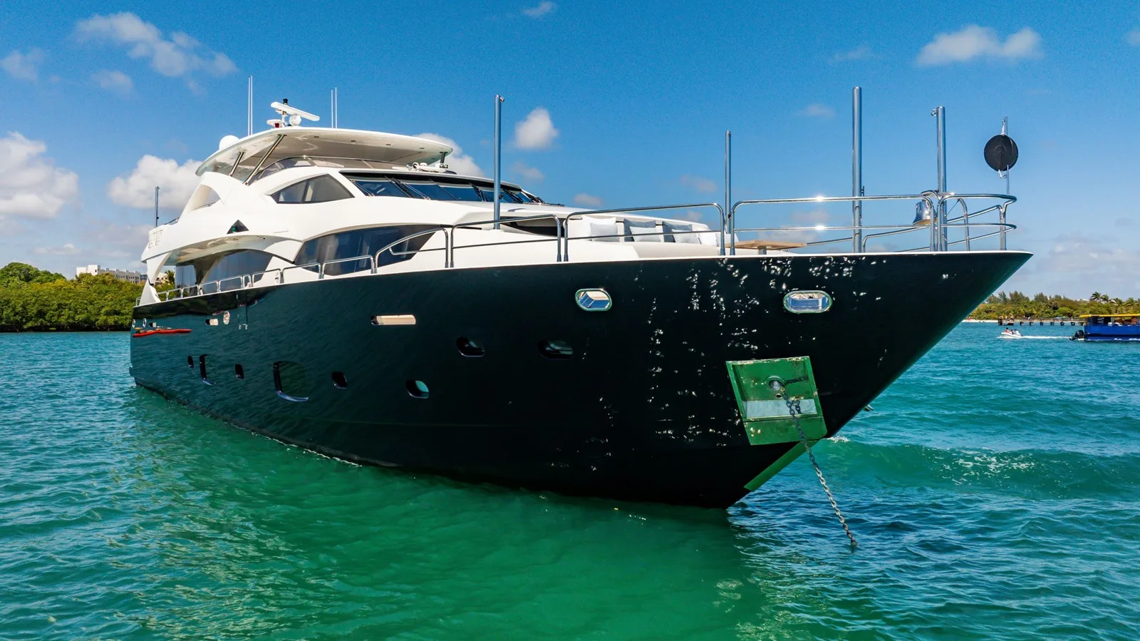 Sunseeker 34 Meter Yacht