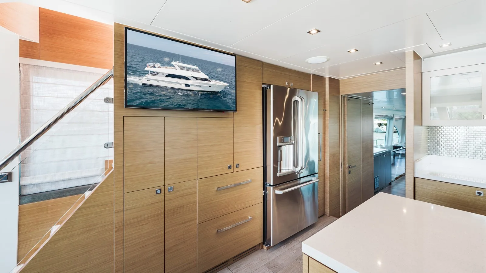 Hargrave Custom Flybridge Motor Yacht