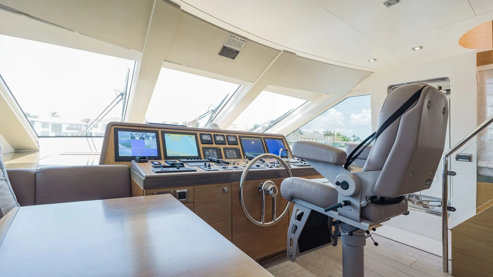Hargrave Custom Flybridge Motor Yacht
