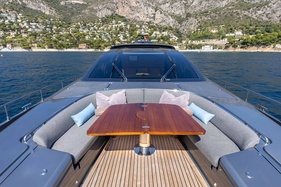 Riva Domino 86