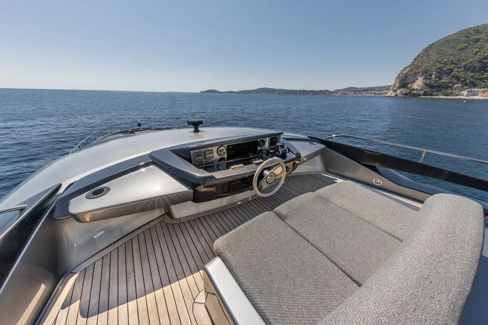 Riva Domino 86