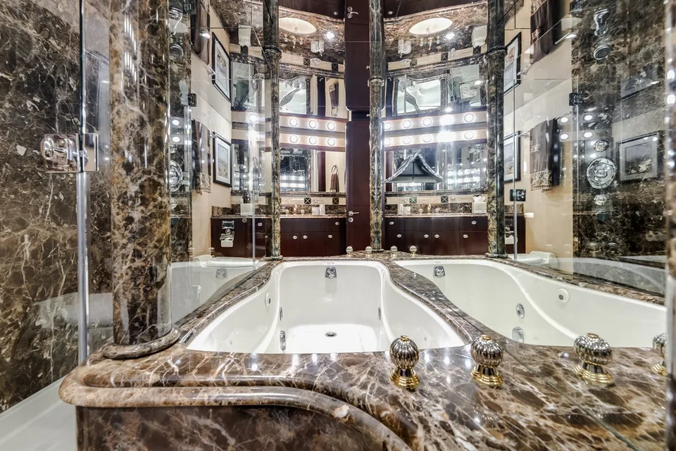 Westport Motor Yacht