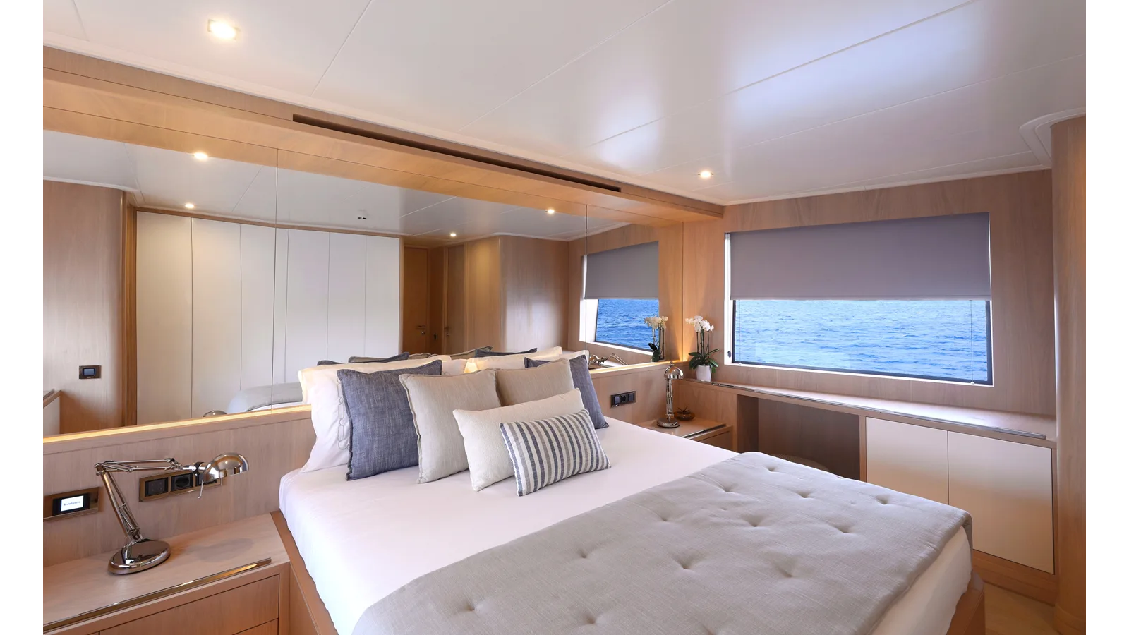 Aegean 26M