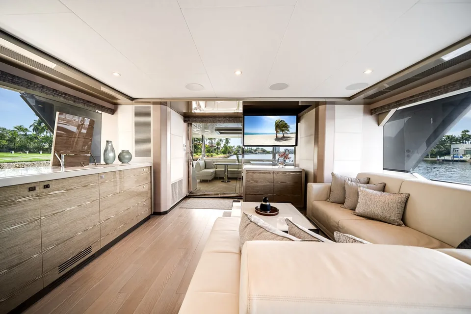 Ocean Alexander 27R