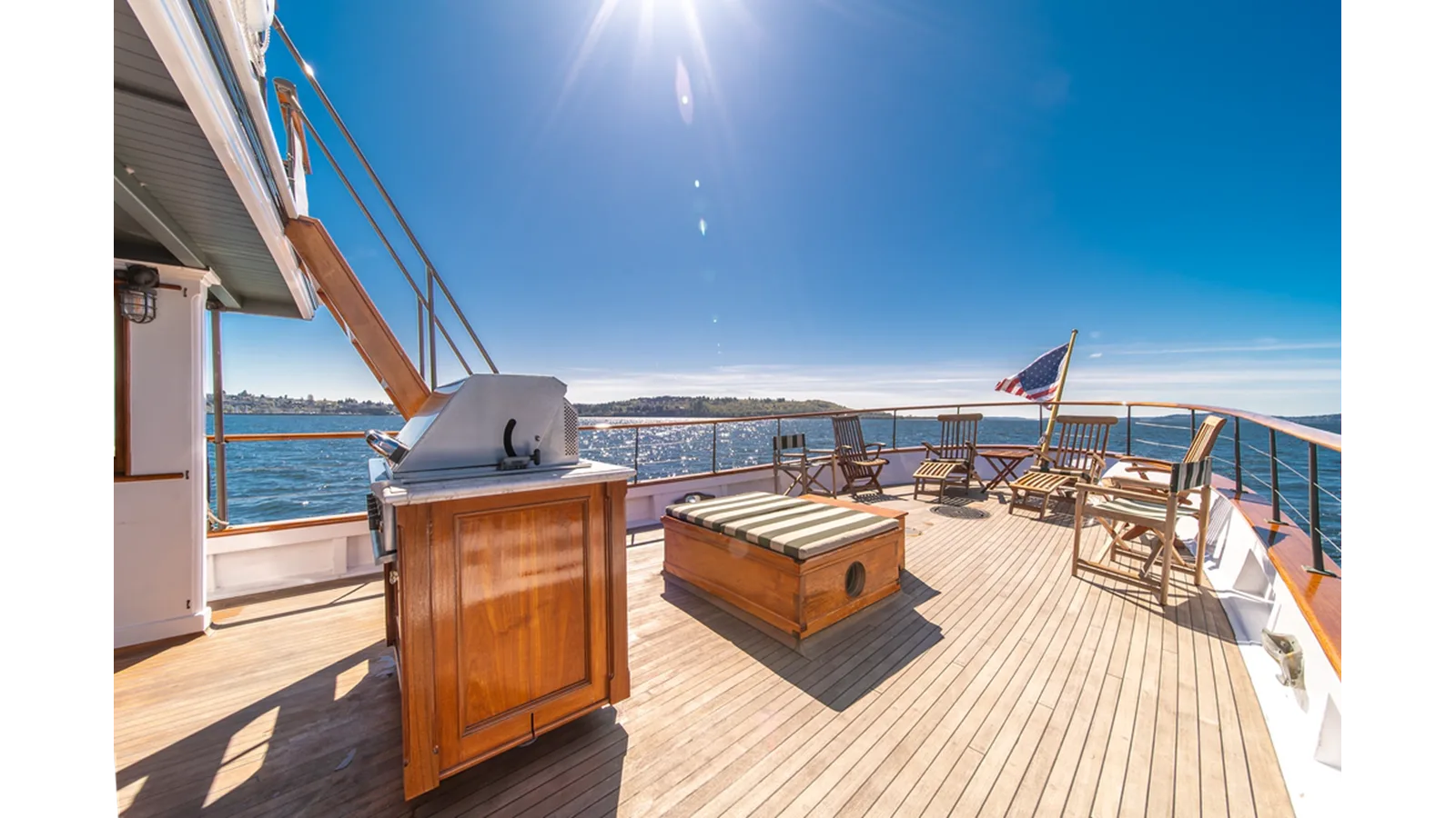 Custom Fan Tail Motor Yacht