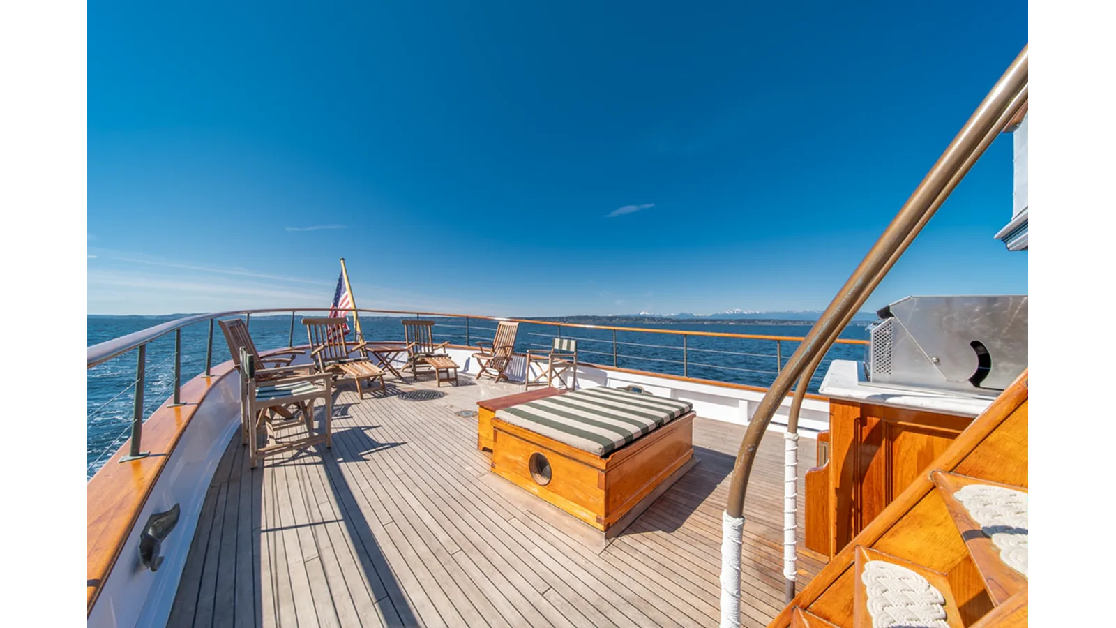 Custom Fan Tail Motor Yacht
