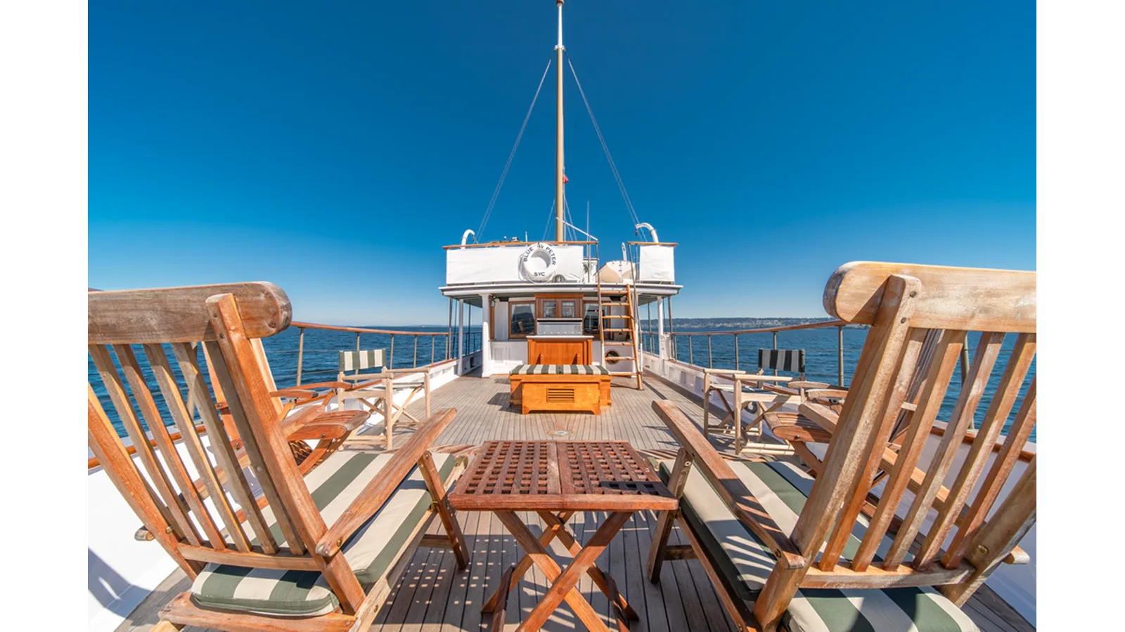Custom Fan Tail Motor Yacht
