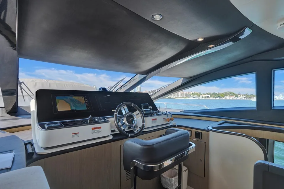 Azimut Grande 27 METRI