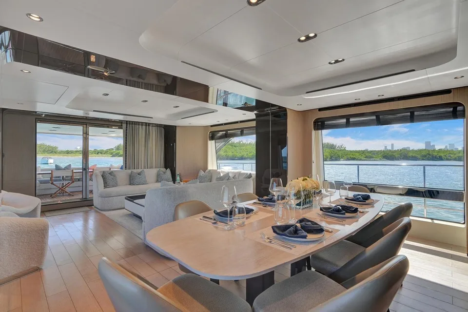 Azimut Grande 27 METRI