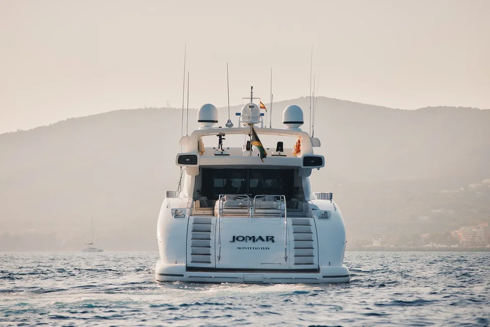 Overmarine Group 130