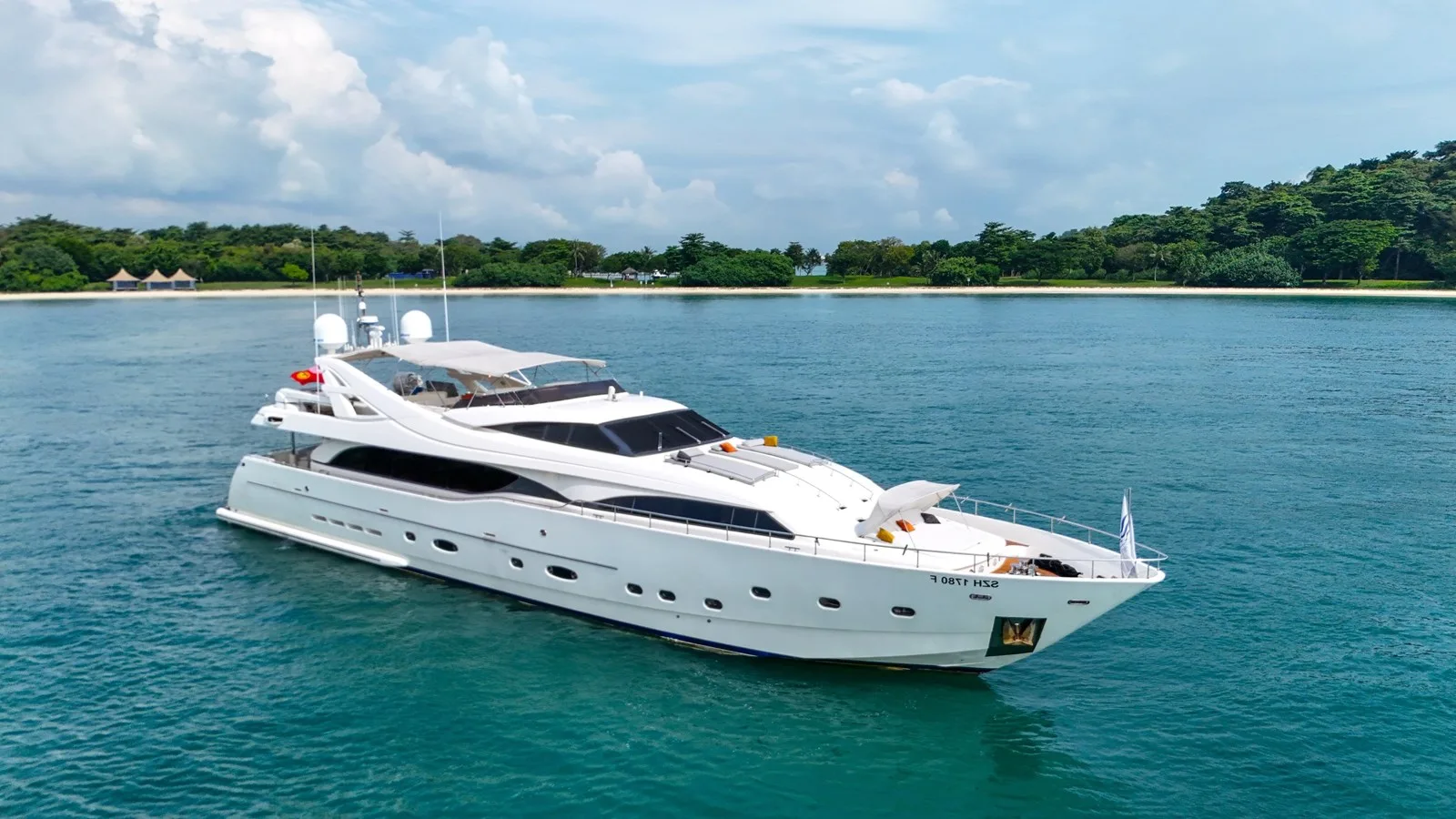 Ferretti Custom Line Custom Line 112