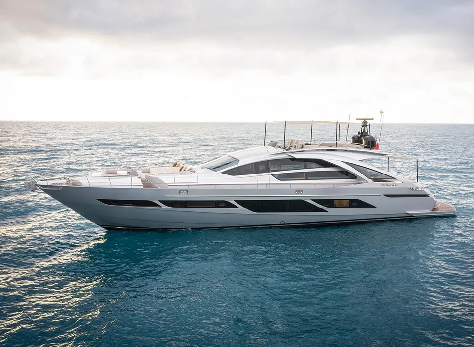 Pershing 9X