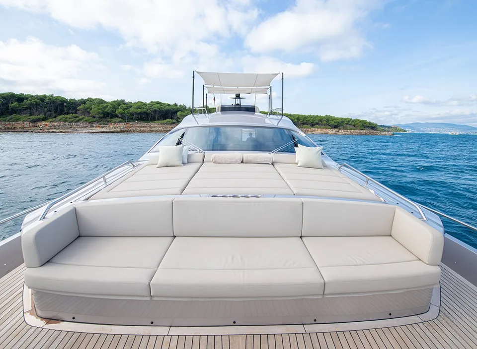 Pershing 9X