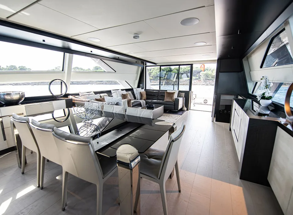 Pershing 9X