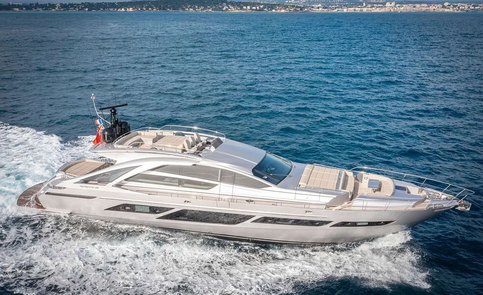 Pershing 9X