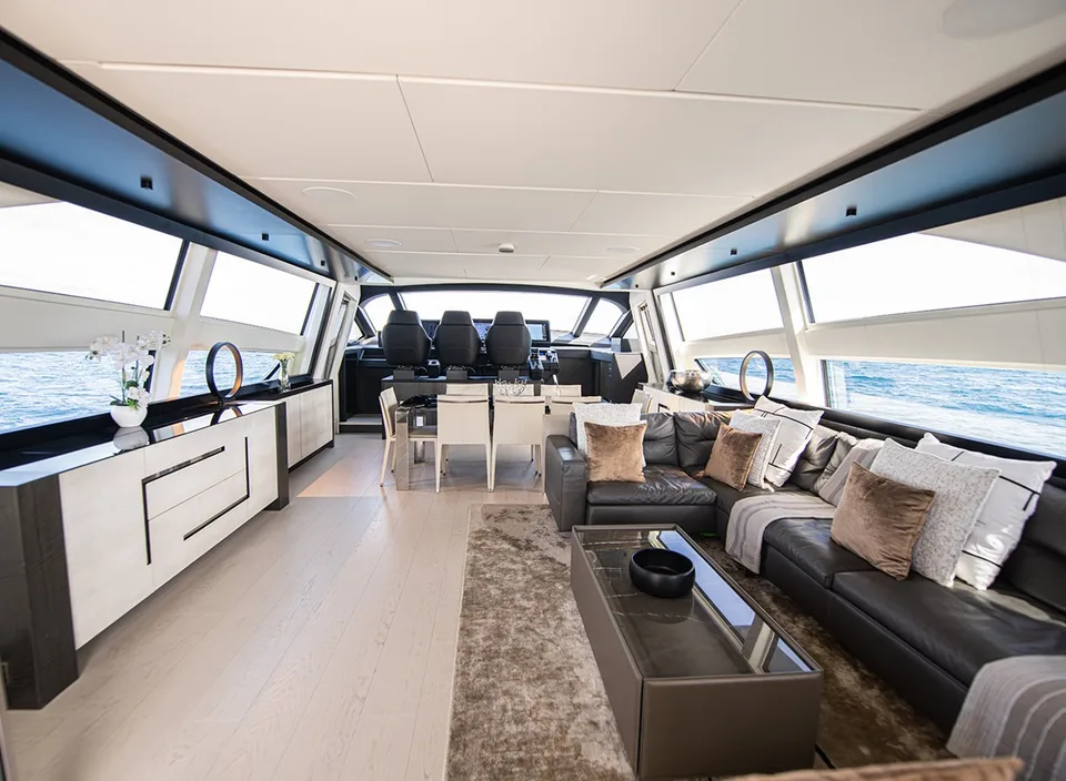 Pershing 9X