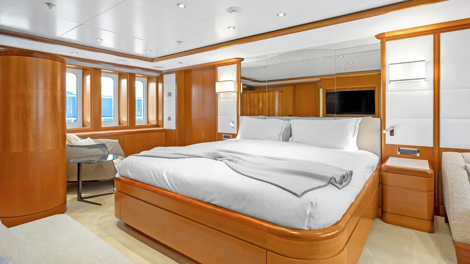 Royal Denship Motor Yacht