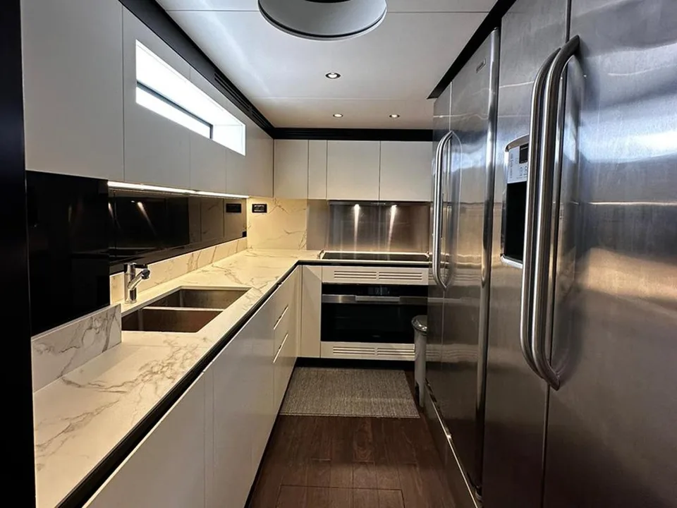 Azimut GRANDE 27