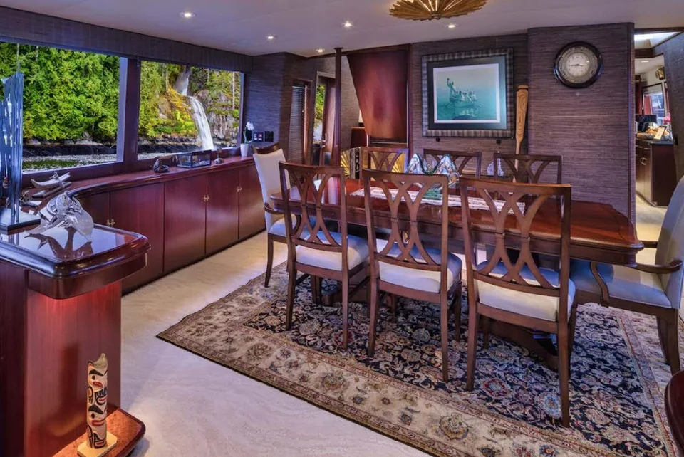 Broward Pilothouse