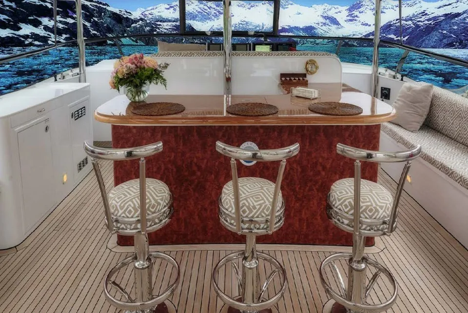 Broward Pilothouse