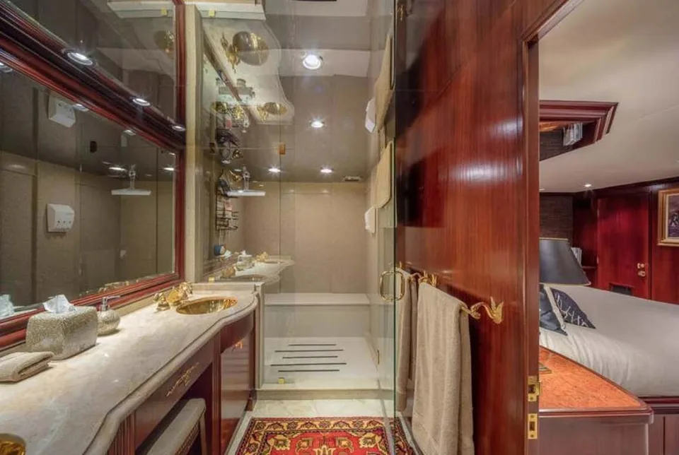 Broward Pilothouse