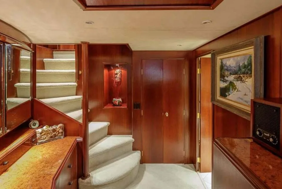 Broward Pilothouse