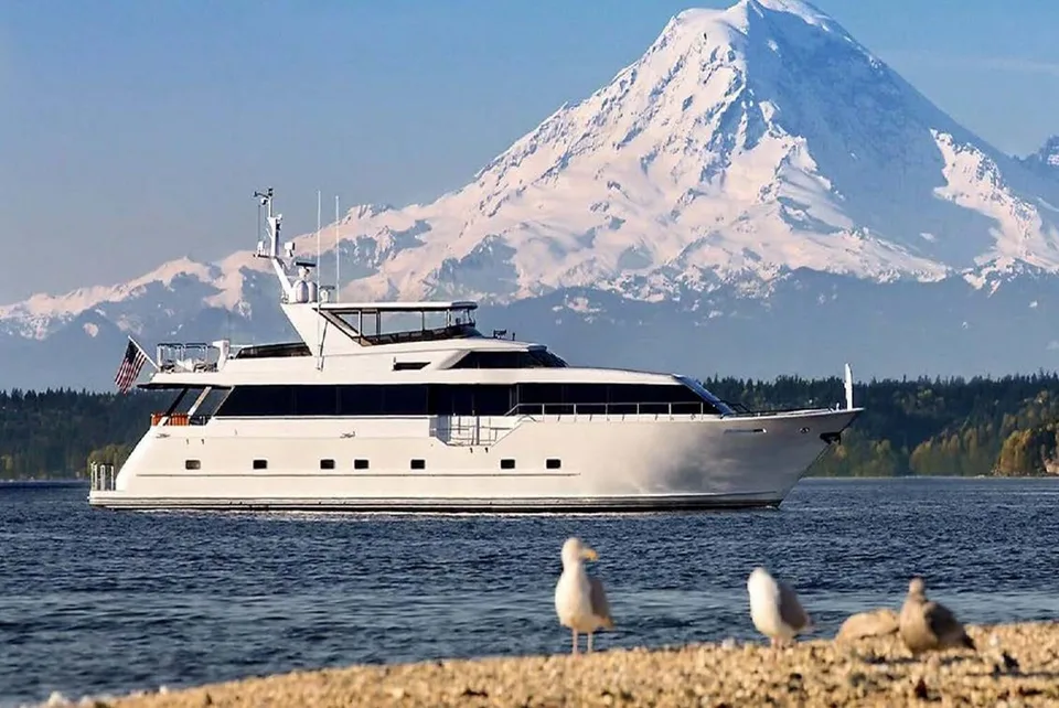 Broward Pilothouse