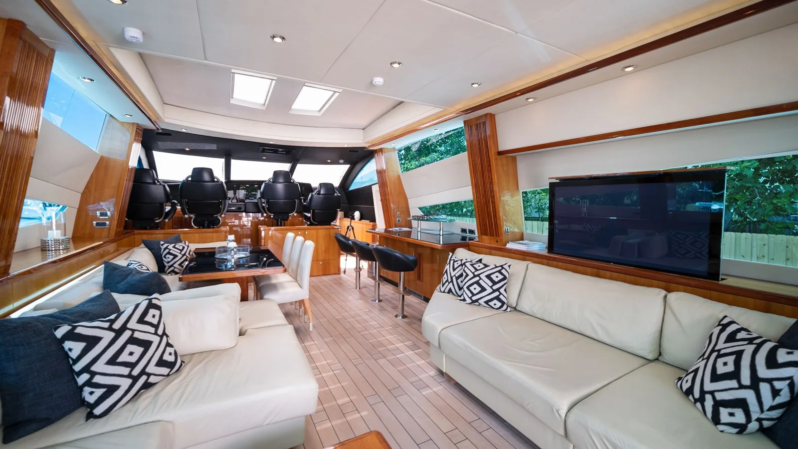 Sunseeker Predator 108