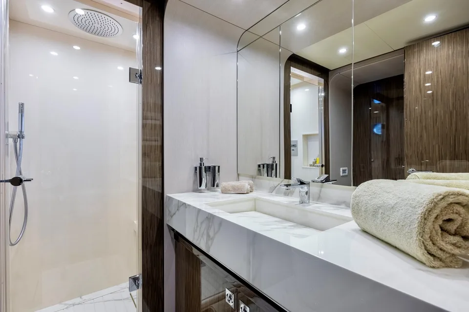 Azimut 95 RPH
