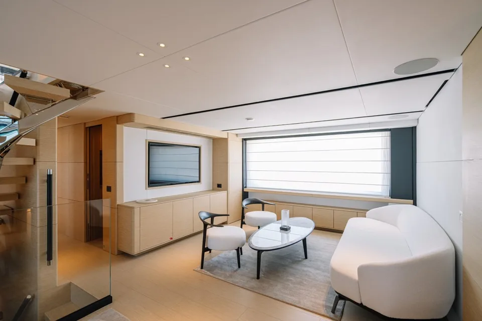 Benetti B.YOND 37M