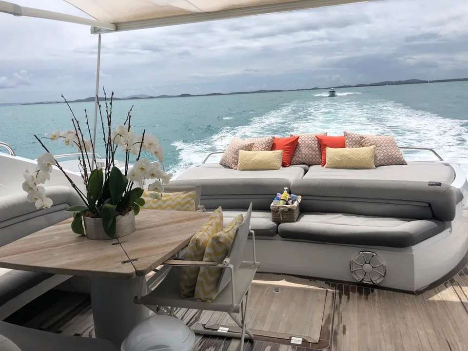 Sunseeker Predator 82