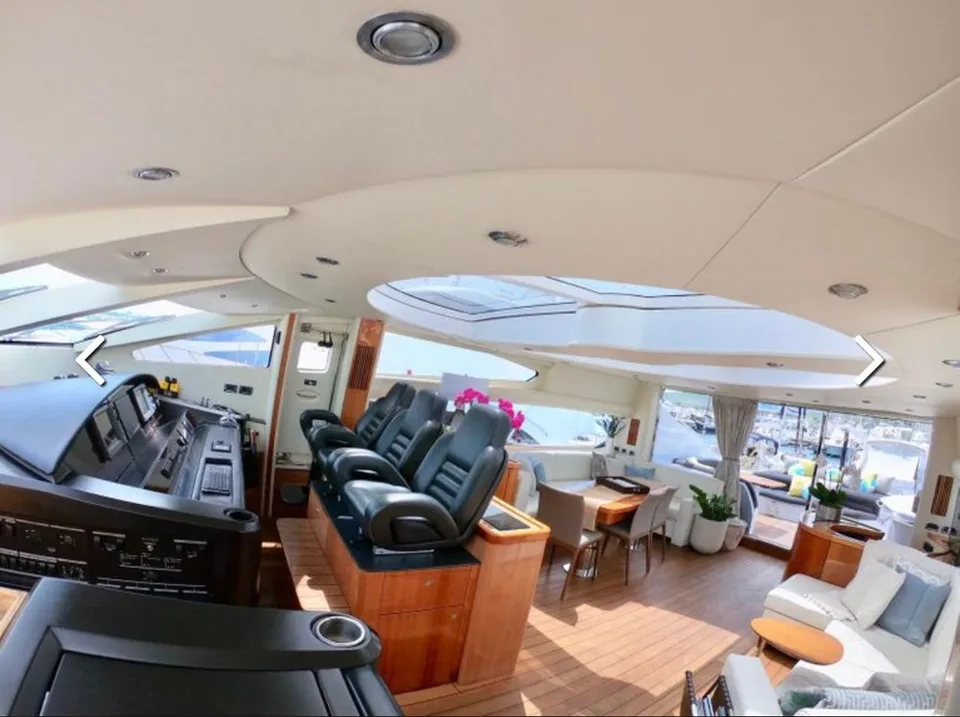 Sunseeker Predator 82