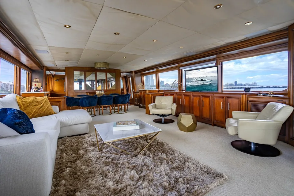 Broward Raised Pilothouse Flybridge