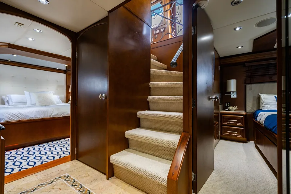 Broward Raised Pilothouse Flybridge