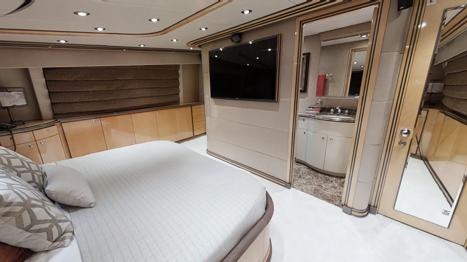 Norship Flybridge Fast