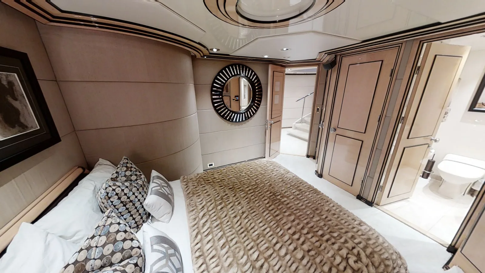 Norship Flybridge Fast