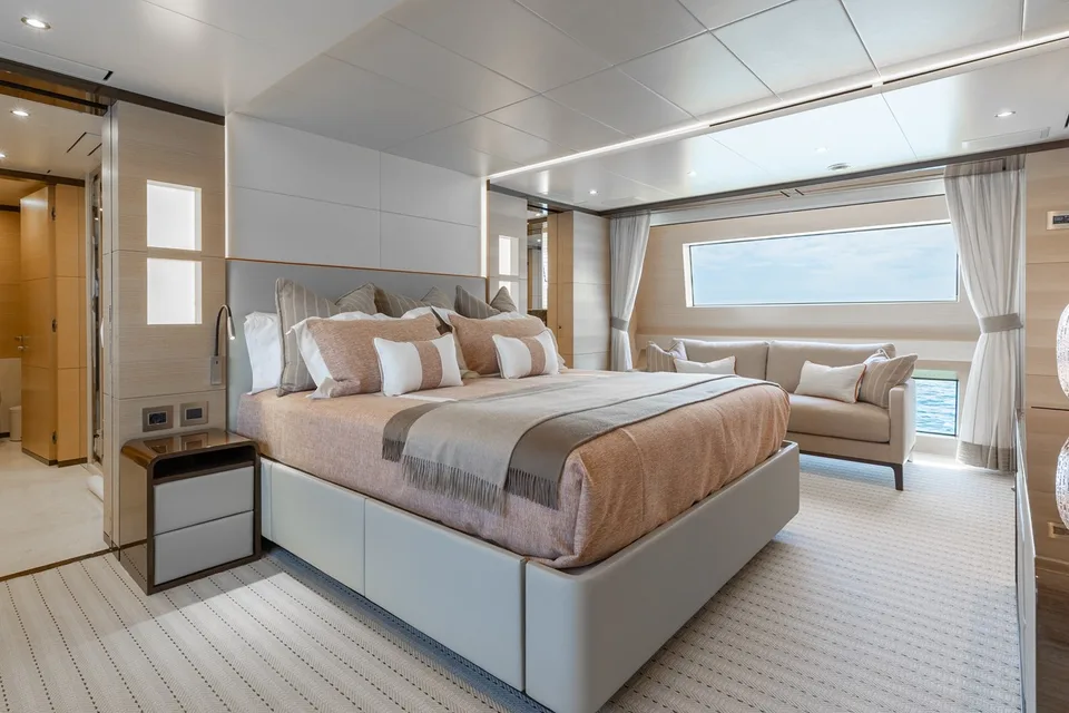 Benetti Classic Supreme 132
