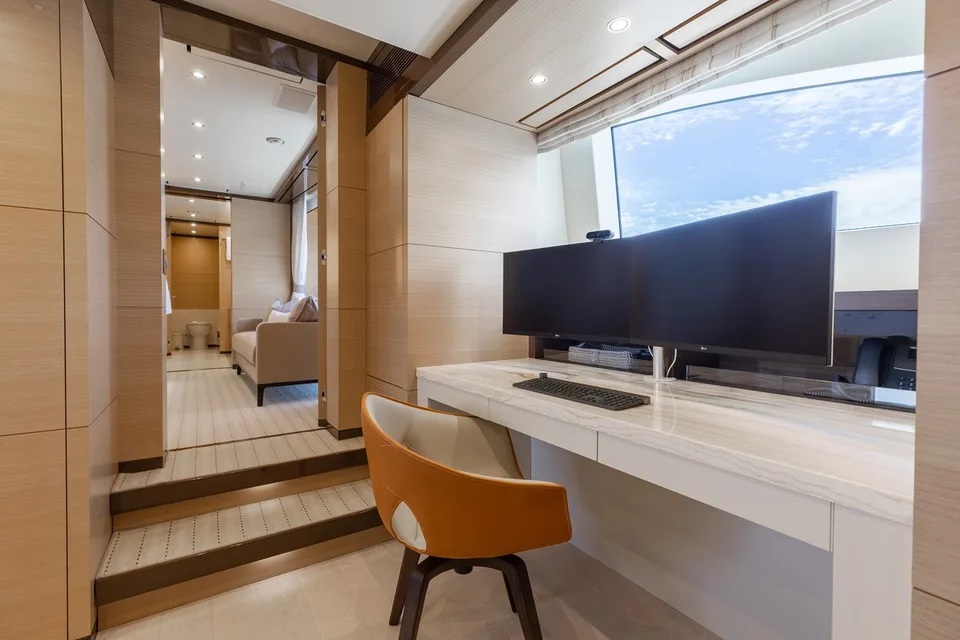 Benetti Classic Supreme 132