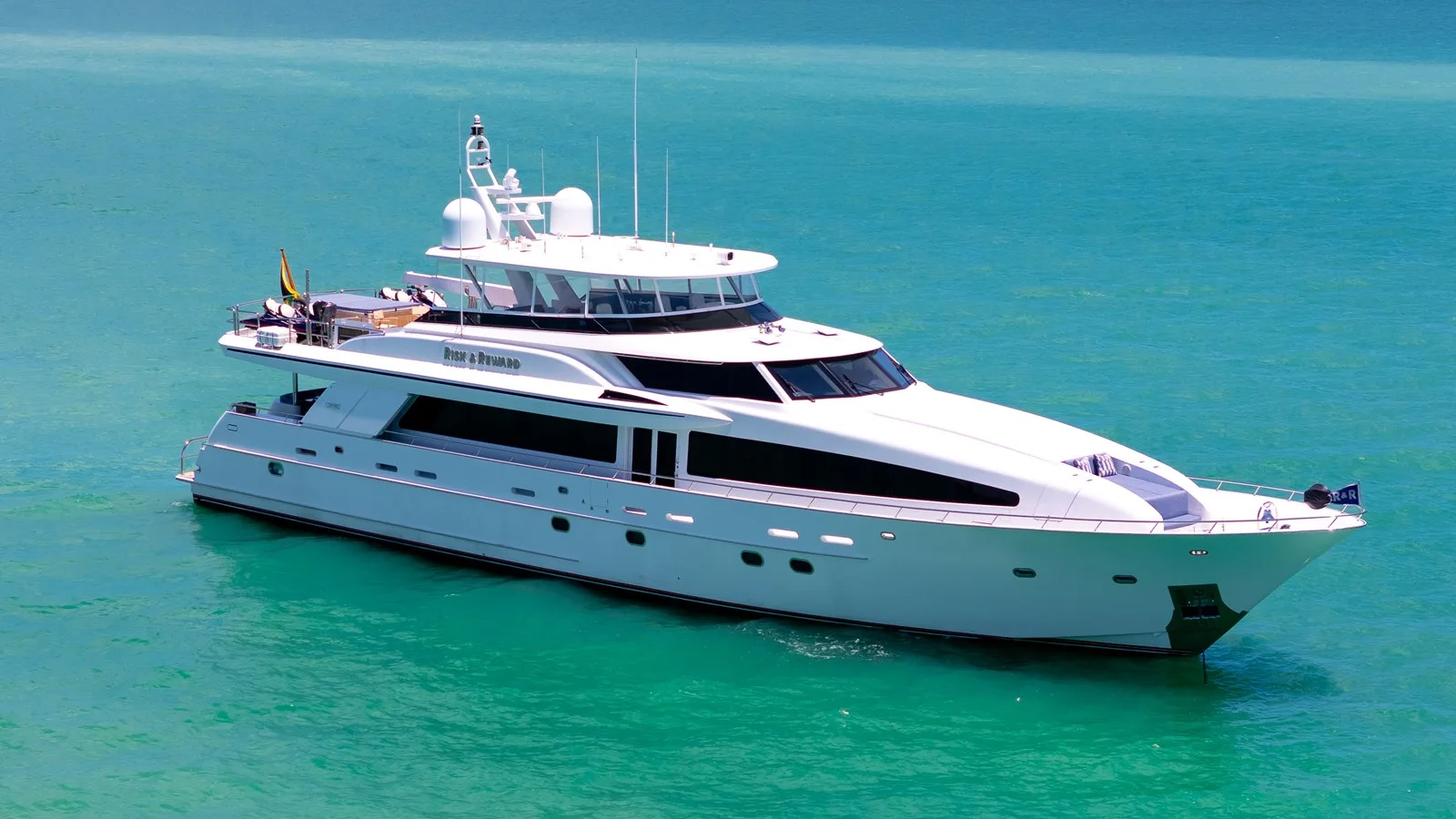Crescent Raised Pilothouse