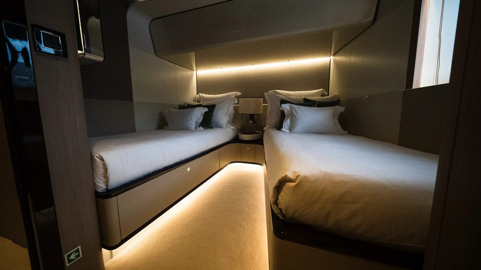 Azimut Grande 27M