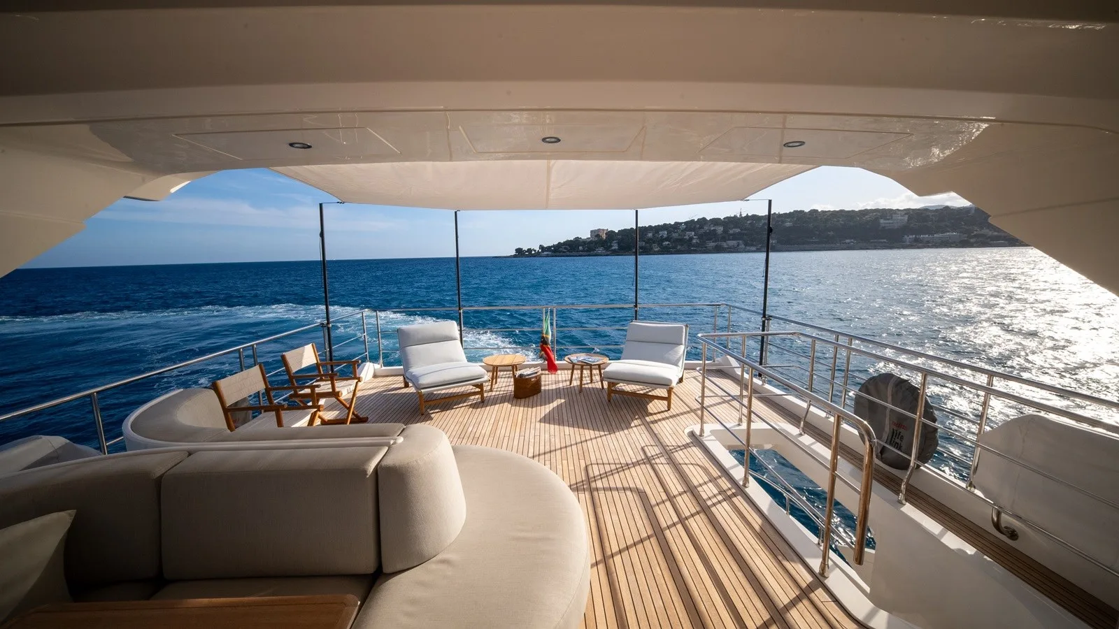 Azimut Grande 27M
