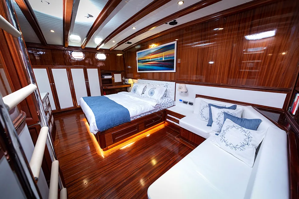 Custom Built Custom Made Motorsailor