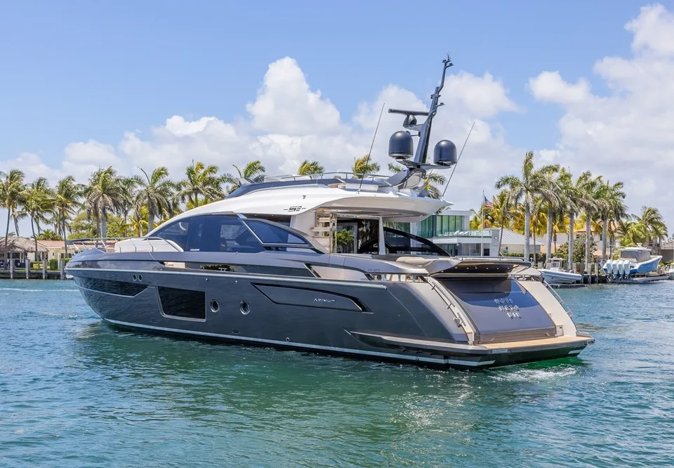 Azimut S8