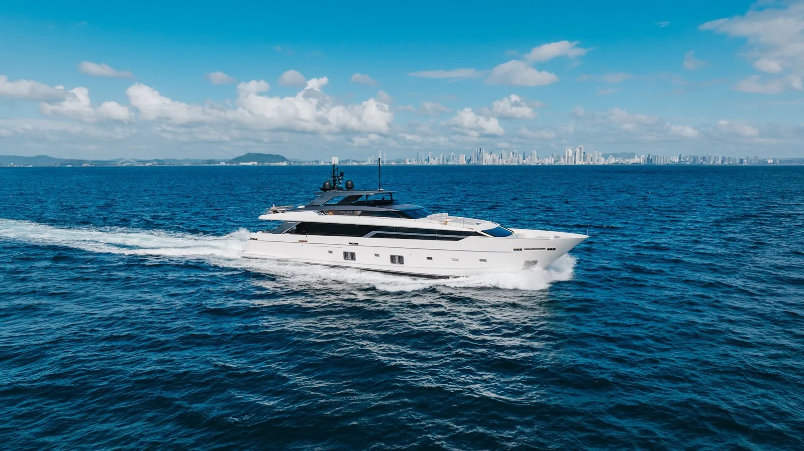 Sanlorenzo SL120A